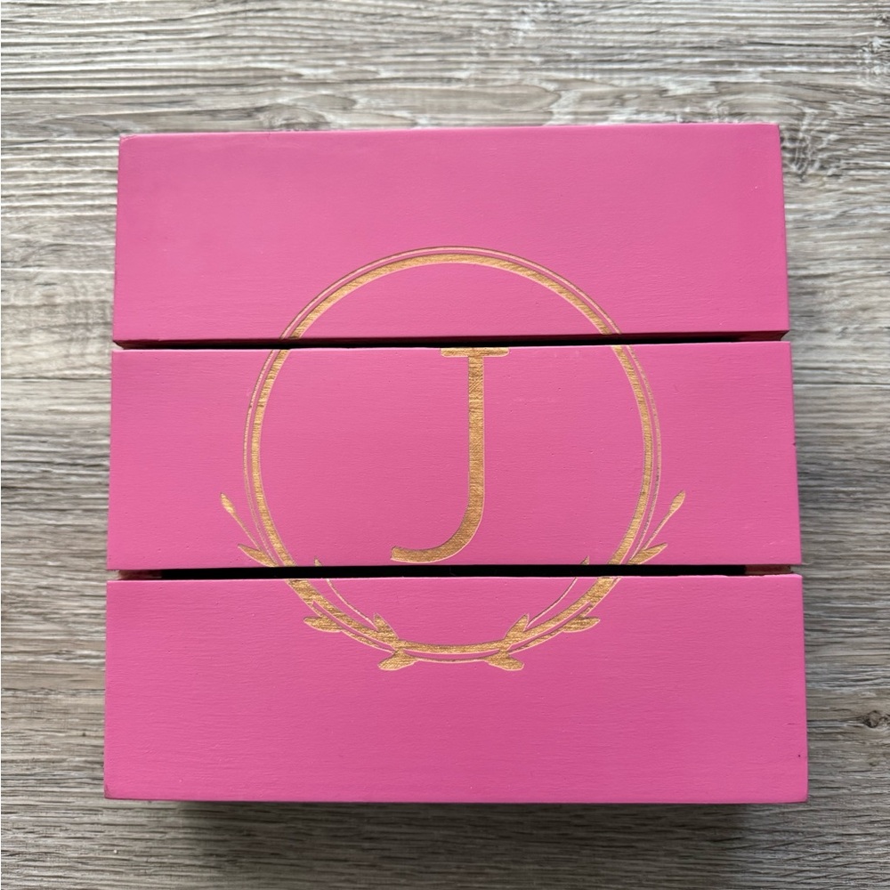 Thirty-One Sweet Spaces Decor